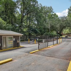 exterior view at Avondale Village located in Decatur, GA